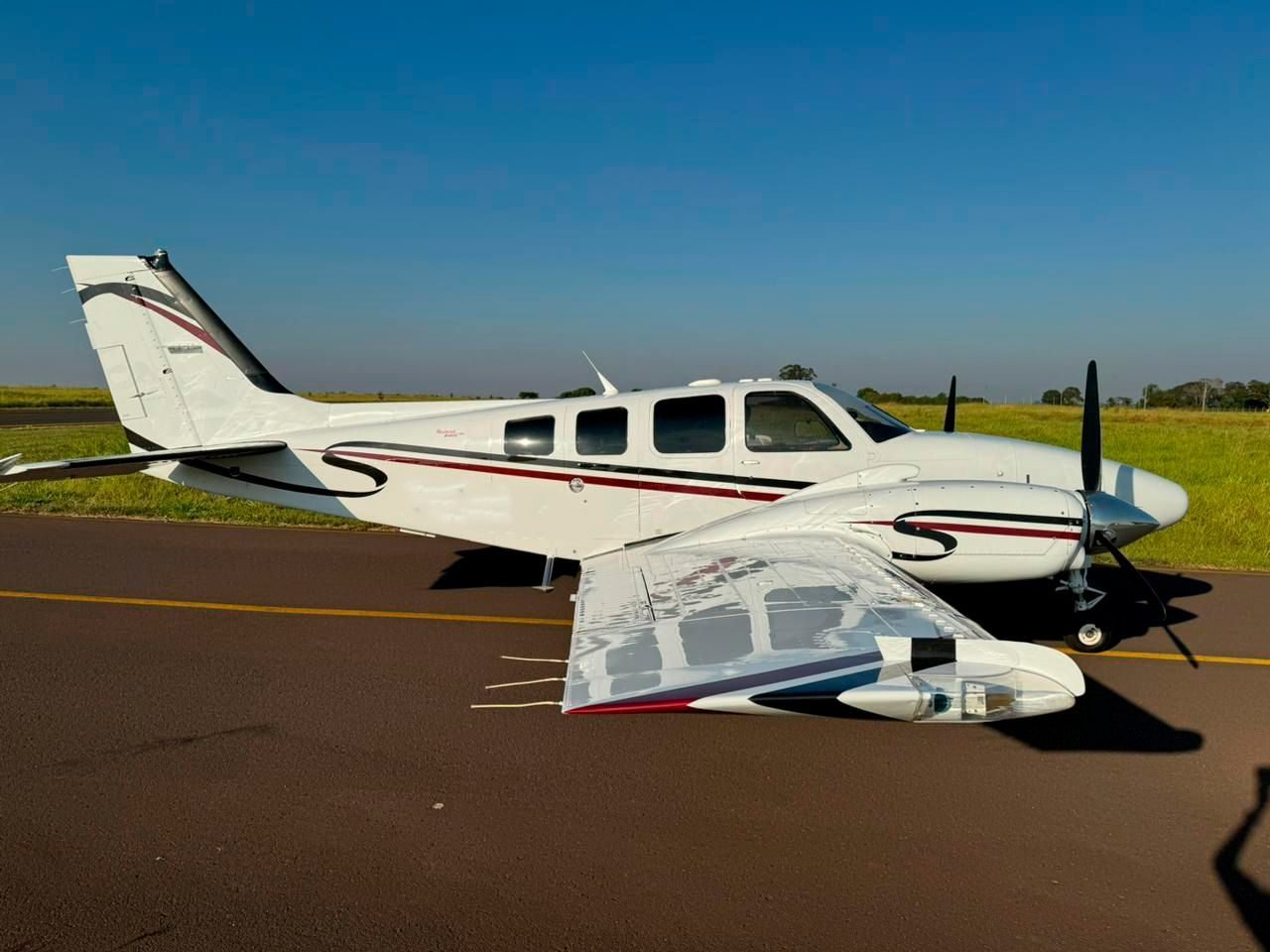 BEECHCRAFT BARON G58 2008 BEECHCRAFT BARON G58 2008