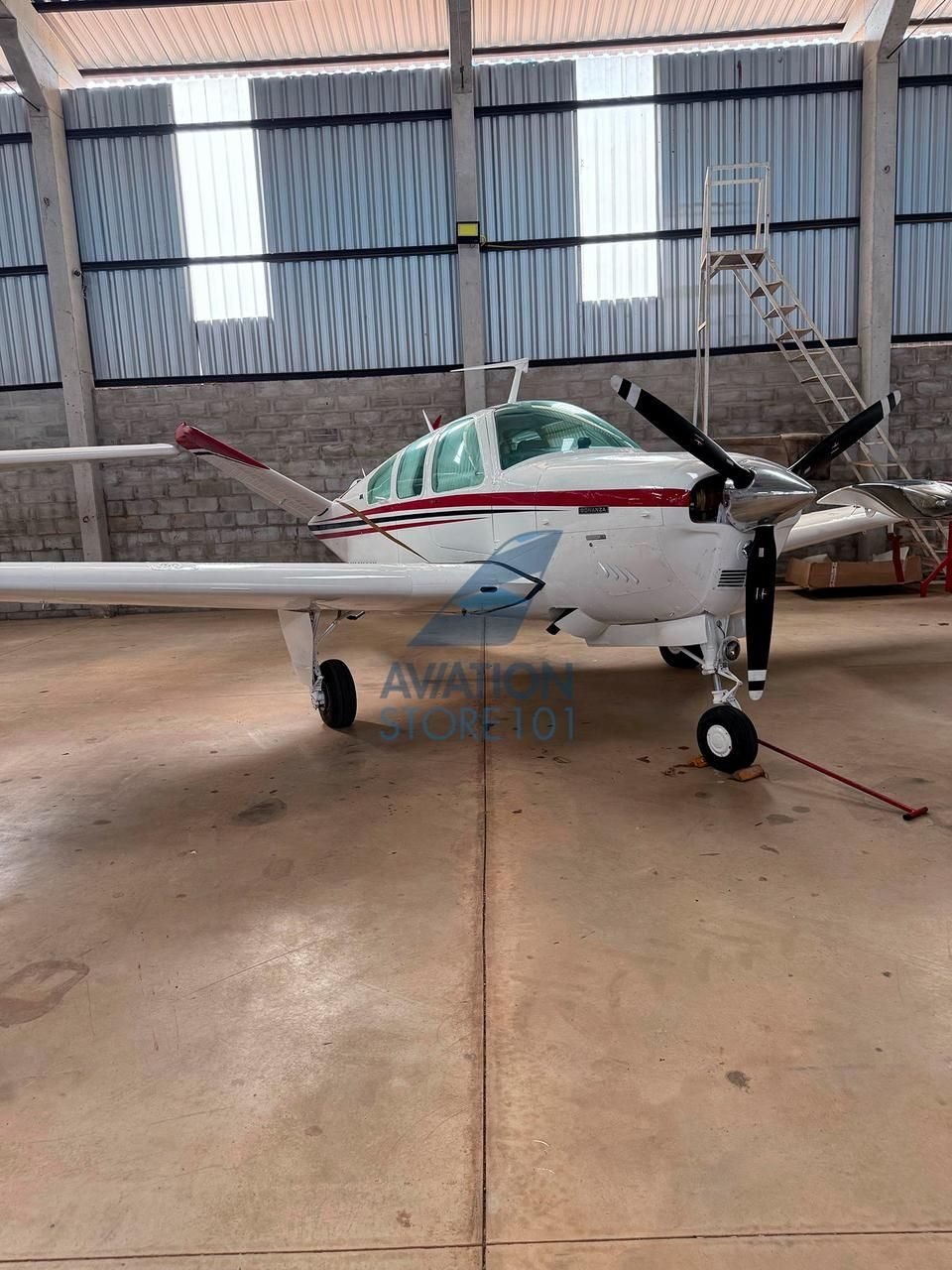 BEECHCRAFT V35B 1974