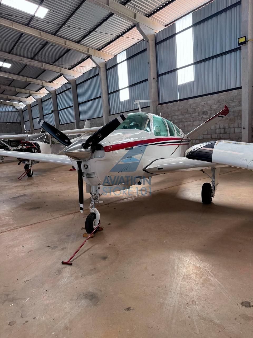 BEECHCRAFT V35B 1974