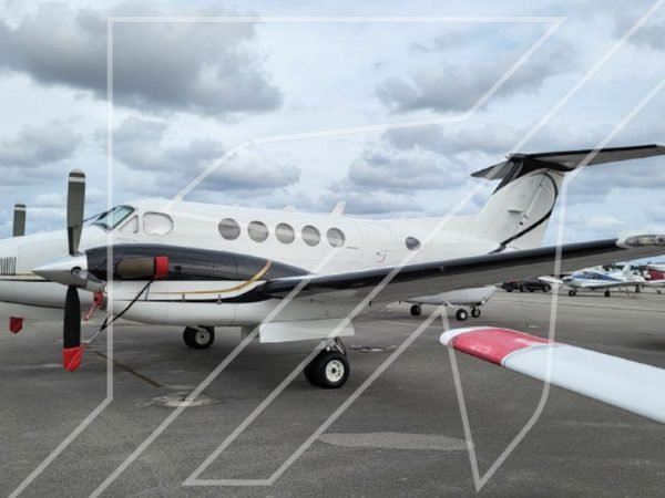 BEECHCRAFT KING AIR B200 1985