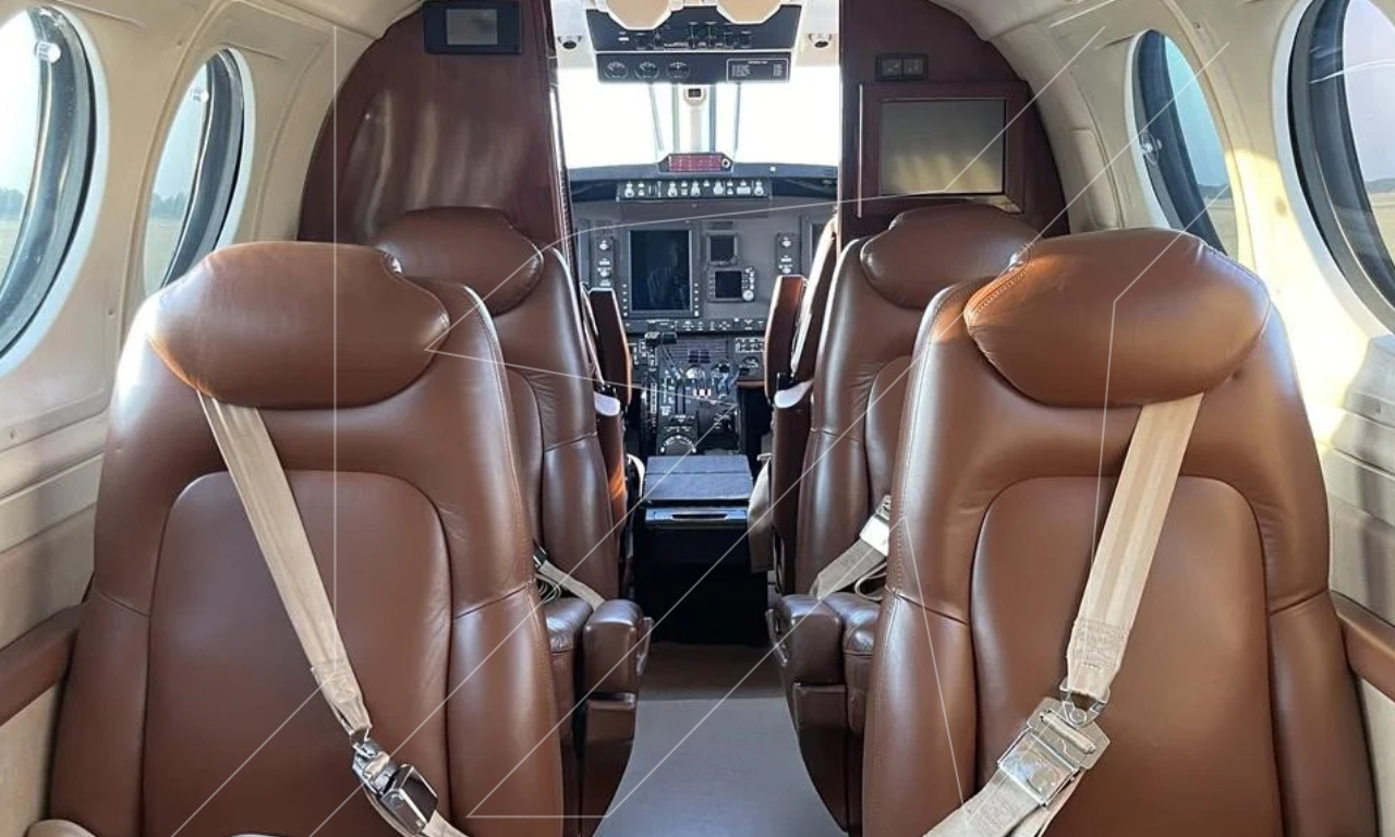BEECHCRAFT KING AIR B200 2004 BEECHCRAFT KING AIR B200 2004