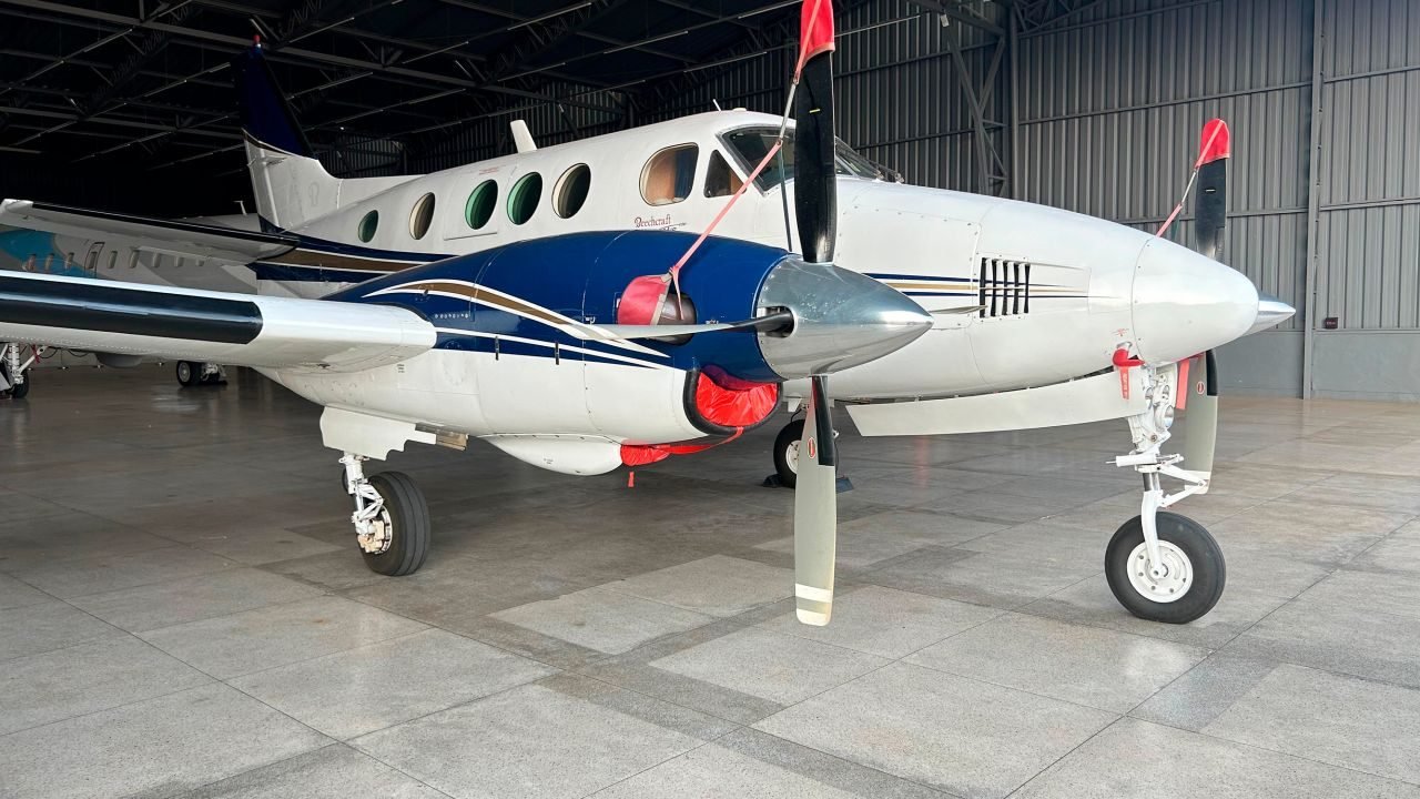 BEECHCRAFT KING AIR C90 1982 BEECHCRAFT KING AIR C90 1982