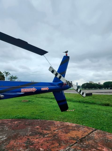 BELL 206B JET RANGER III 2004 BELL 206B JET RANGER III 2004