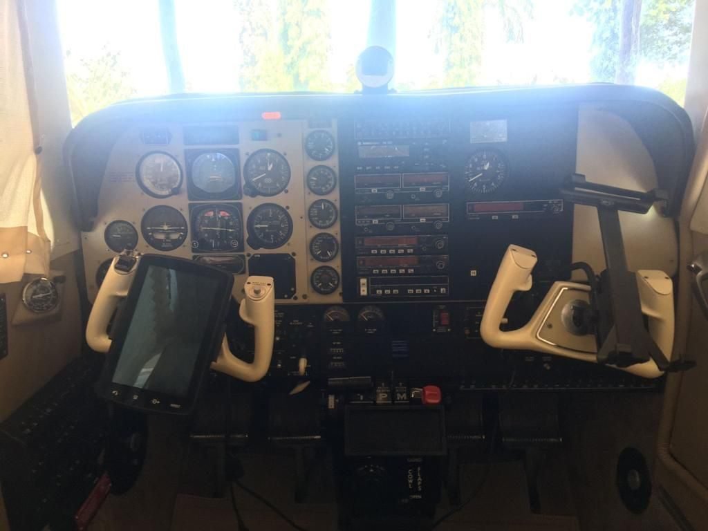 BEECHCRFAT BONANZA A36 1989 BEECHCRFAT BONANZA A36 1989