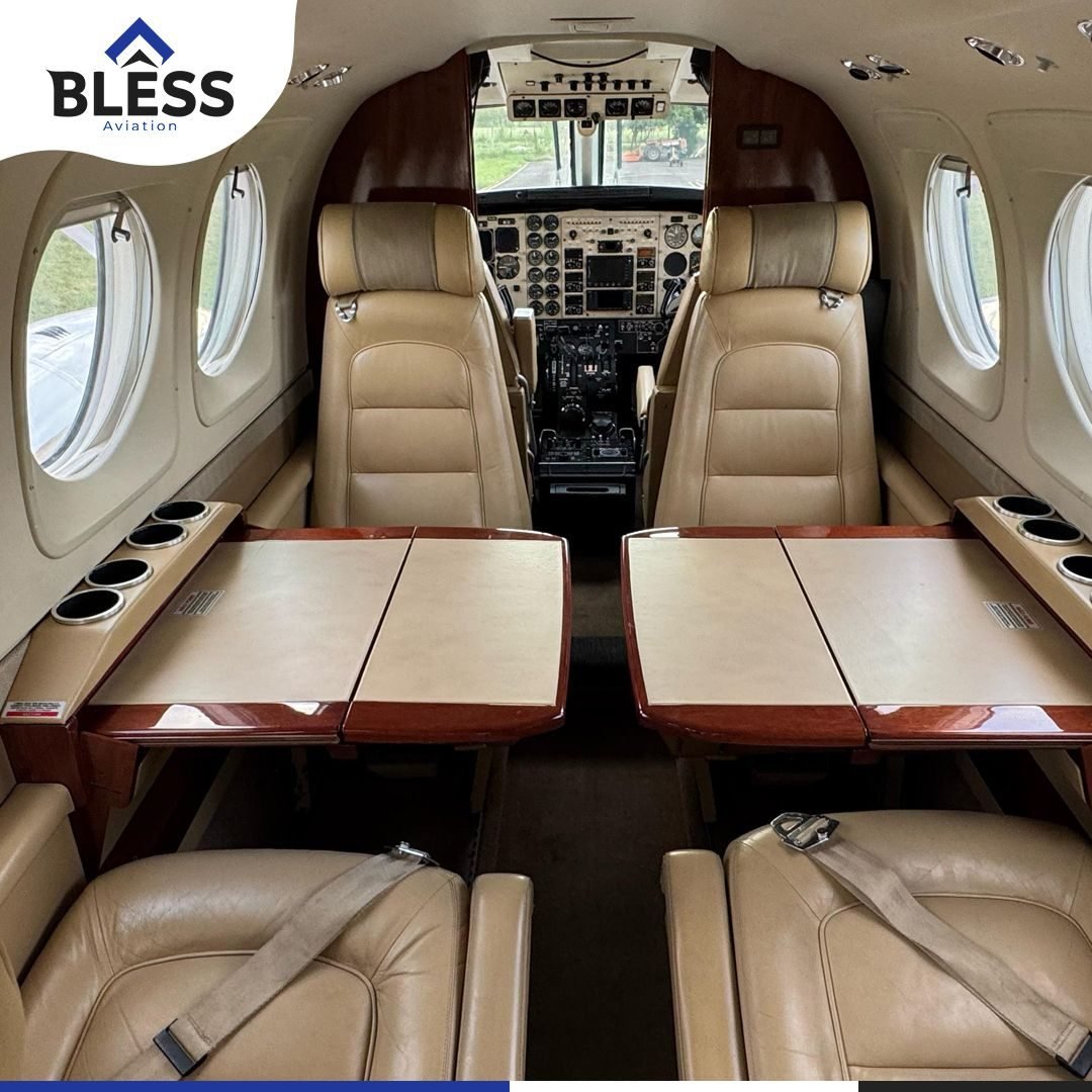 BEECHCRAFT KING AIR C90B 2002 BEECHCRAFT KING AIR C90B 2002