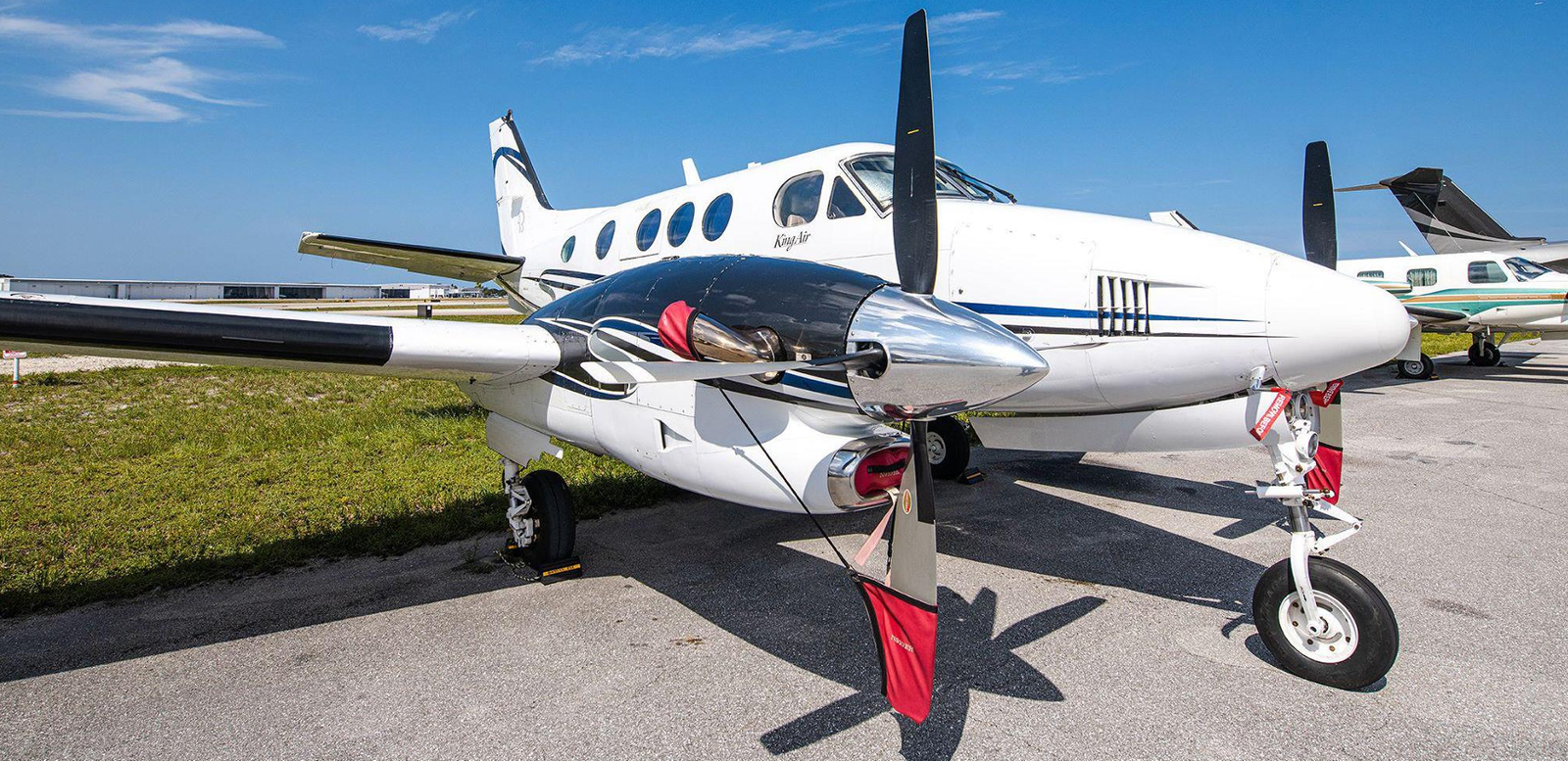 BEECHCRAFT KING AIR C90B 2005 BEECHCRAFT KING AIR C90B 2005