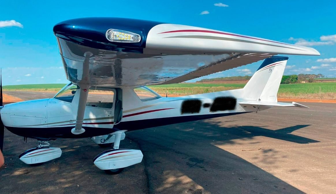 Avião Cessna 150L – Ano 1973/1974 – 7.610 H.T.