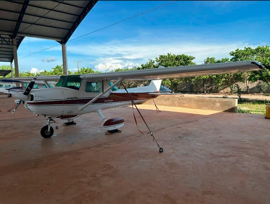 CESSNA 150M 1976