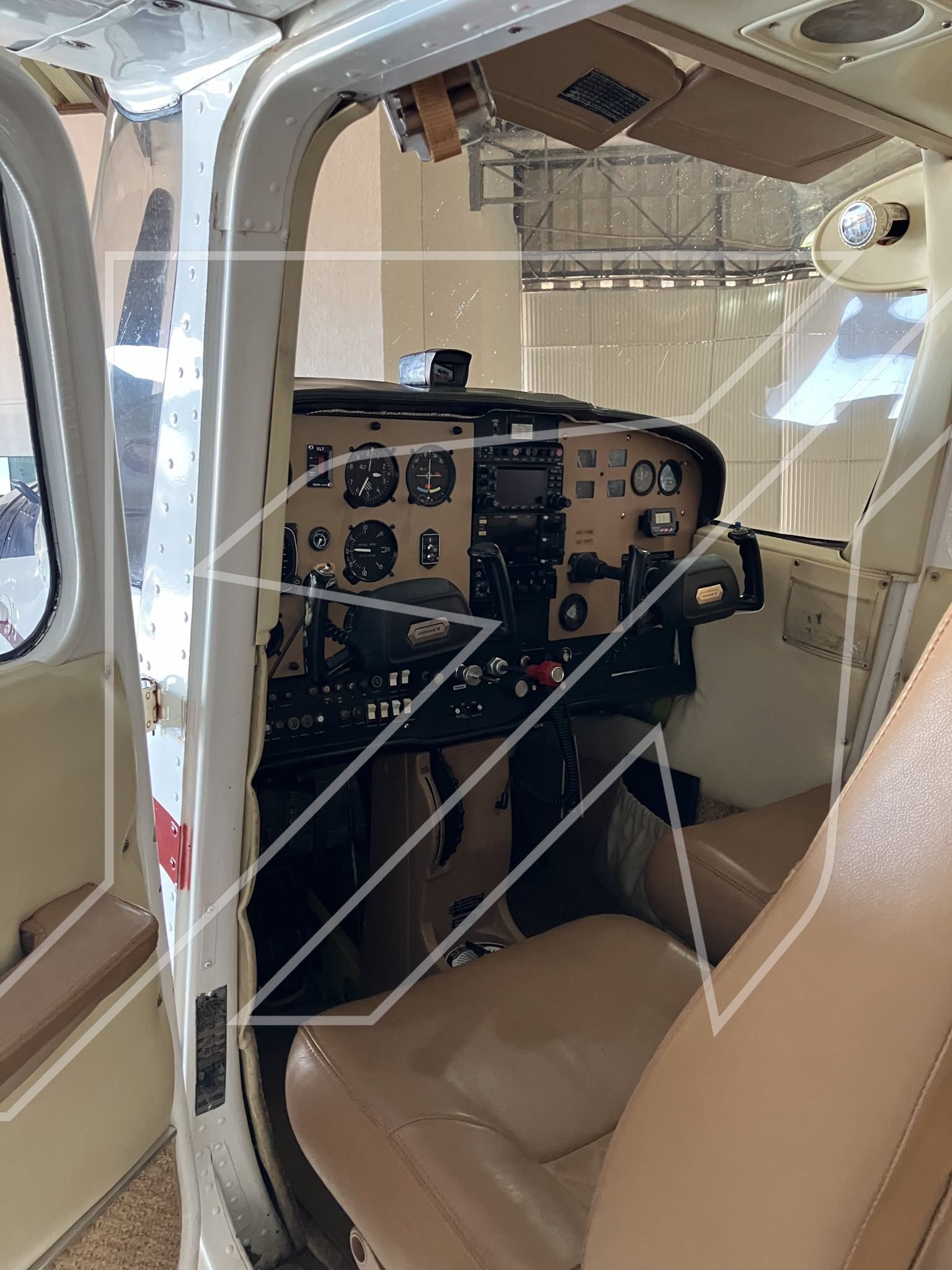 CESSNA 172M SKYHAWK 1973 CESSNA 172M SKYHAWK 1973