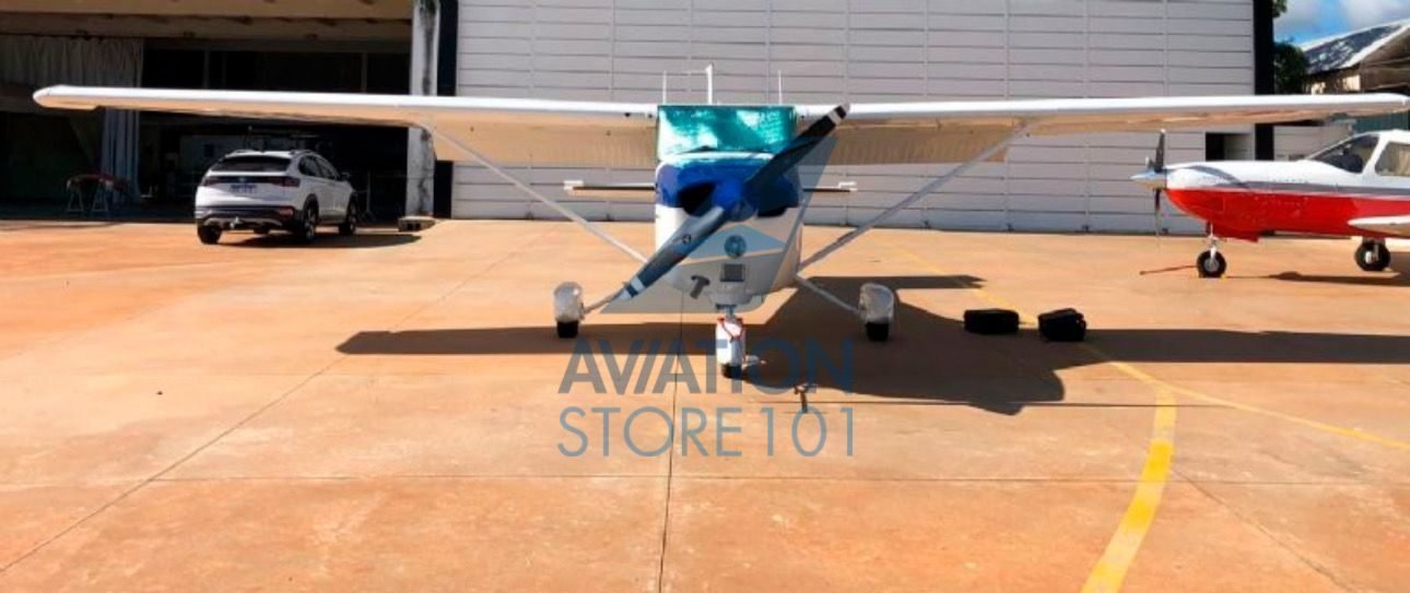 CESSNA 172M 1974 CESSNA 172M 1974