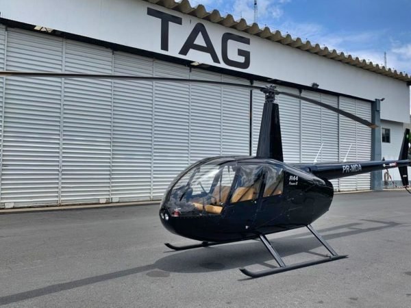 Robinson R44 Raven II 2011