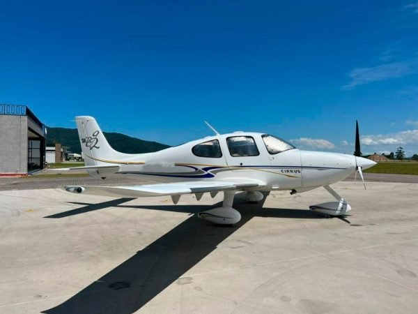 CIRRUS SR22 2005