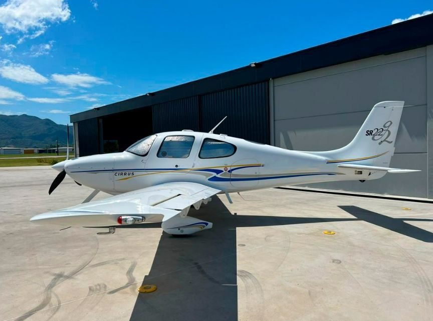 CIRRUS SR22 2005 CIRRUS SR22 2005