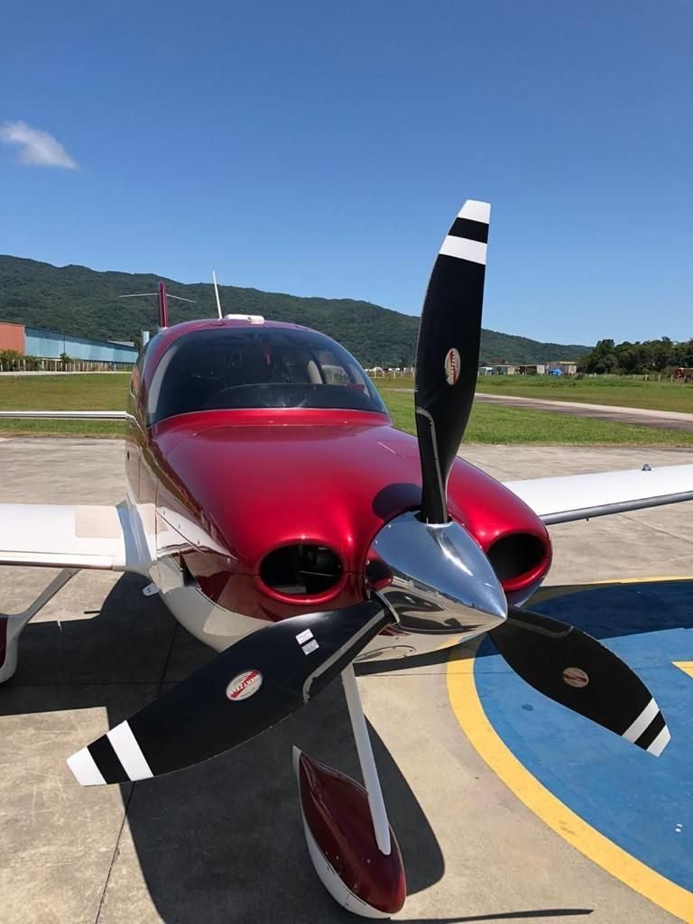 CIRRUS SR22 GTSx TURBO 2008