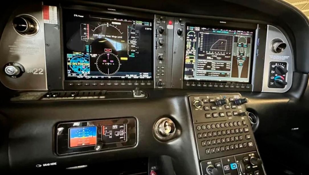 CIRRUS SR22 G6 GTS 2019 CIRRUS SR22 G6 GTS 2019