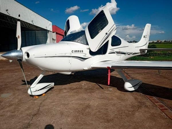 CIRRUS SR22 GTS 2005 À VENDA