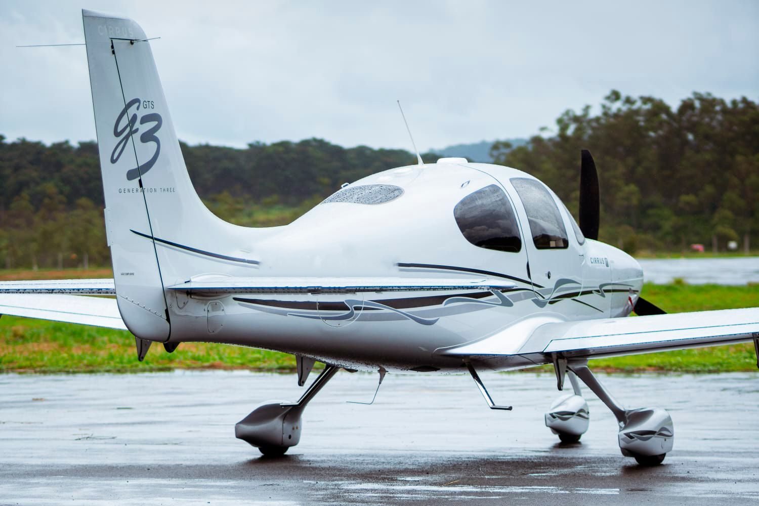 CIRRUS SR22 G3 GTS 2007 CIRRUS SR22 G3 GTS 2007