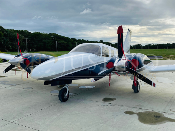 PIPER SENECA V 2014