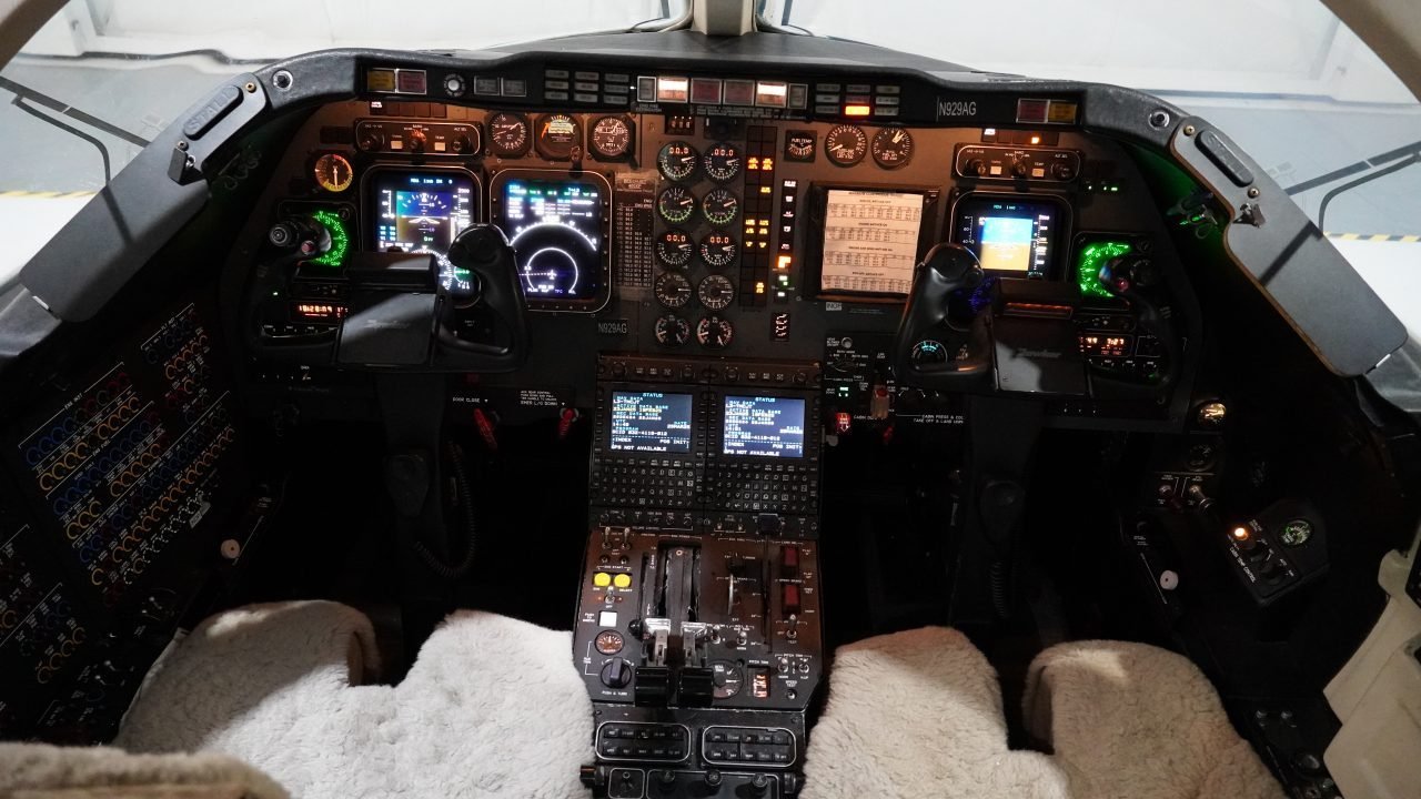 HAWKER 400XP 2004 HAWKER 400XP 2004