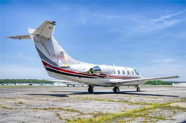 HAWKER 400XP 2004