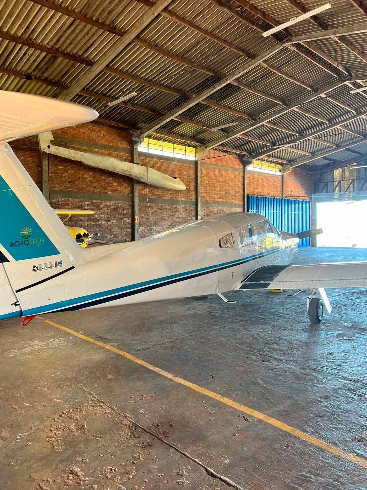 EMBRAER EMB 711T CORISCO 1980 EMBRAER EMB 711T CORISCO 1980