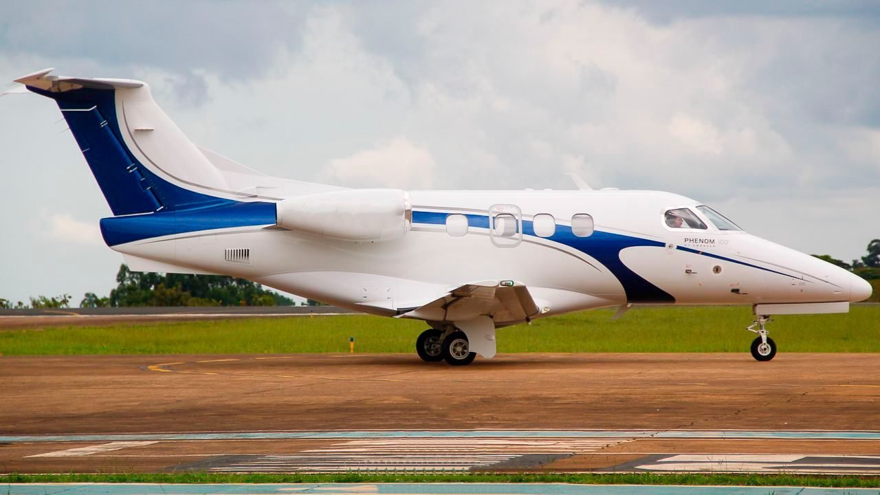 EMBRAER PHENOM 100 2010 EMBRAER PHENOM 100 2010