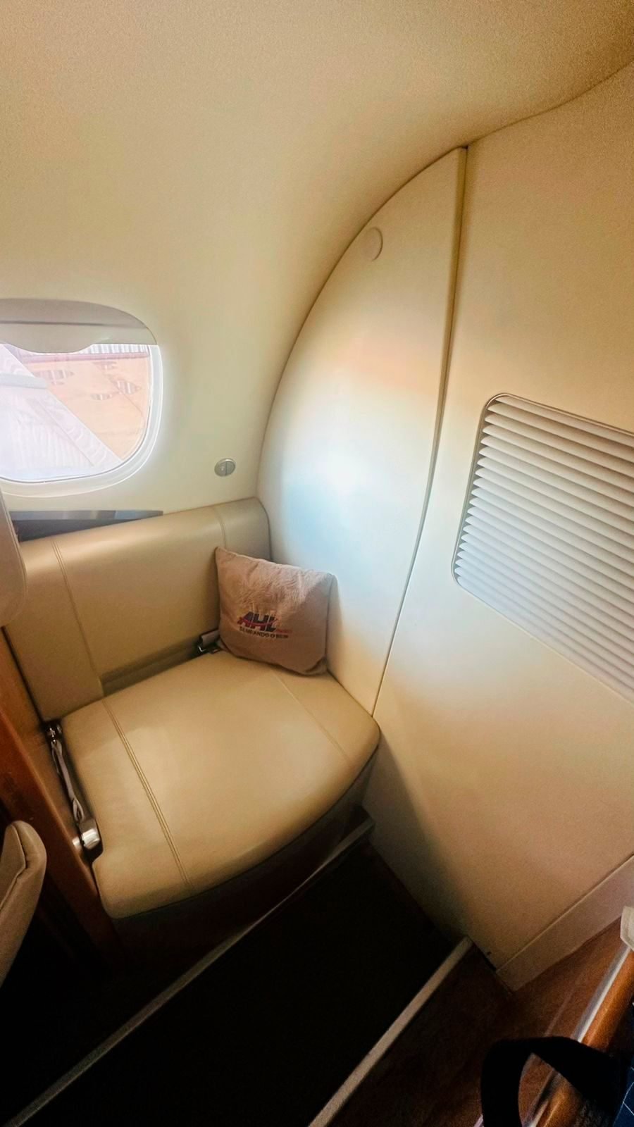 EMBRAER PHENOM 100 2010 EMBRAER PHENOM 100 2010
