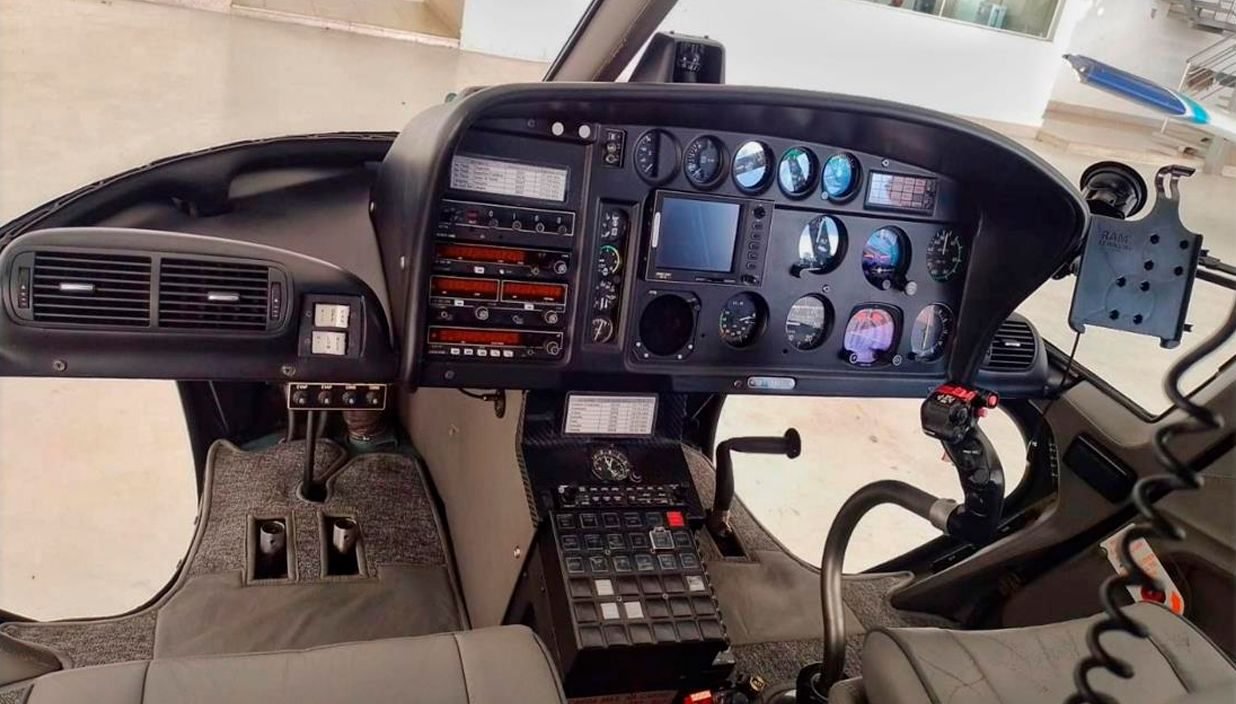 EUROCOPTER ESQUILO AS350B2 1998 EUROCOPTER ESQUILO AS350B2 1998