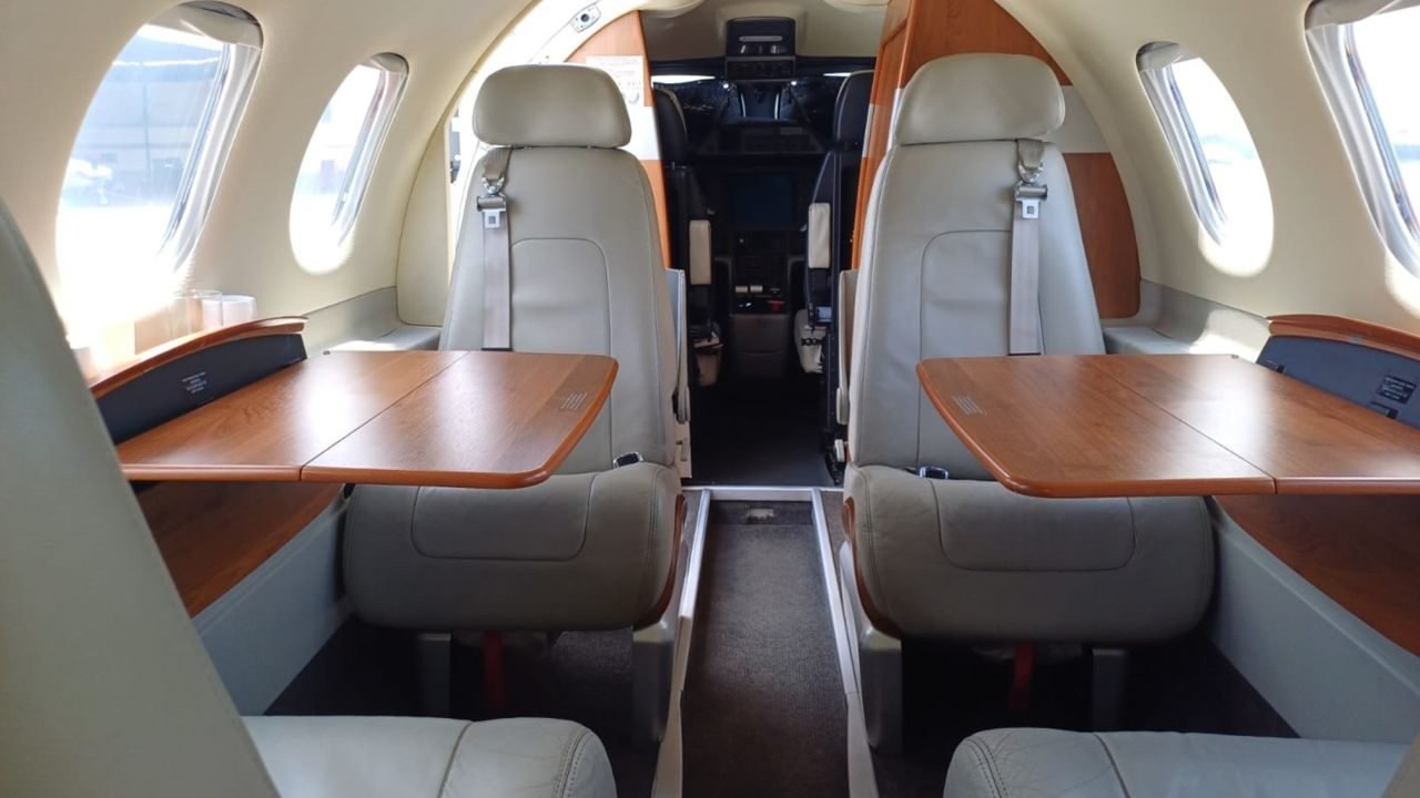 PHENOM 100 2009 À VENDA PHENOM 100 2009 À VENDA