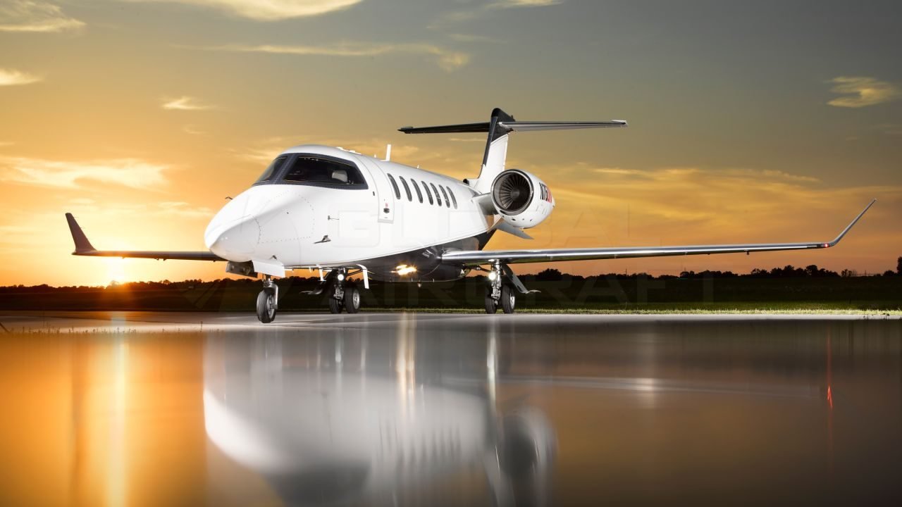 BOMBARDIER LEARJET 70 2014 À VENDA BOMBARDIER LEARJET 70 2014 À VENDA