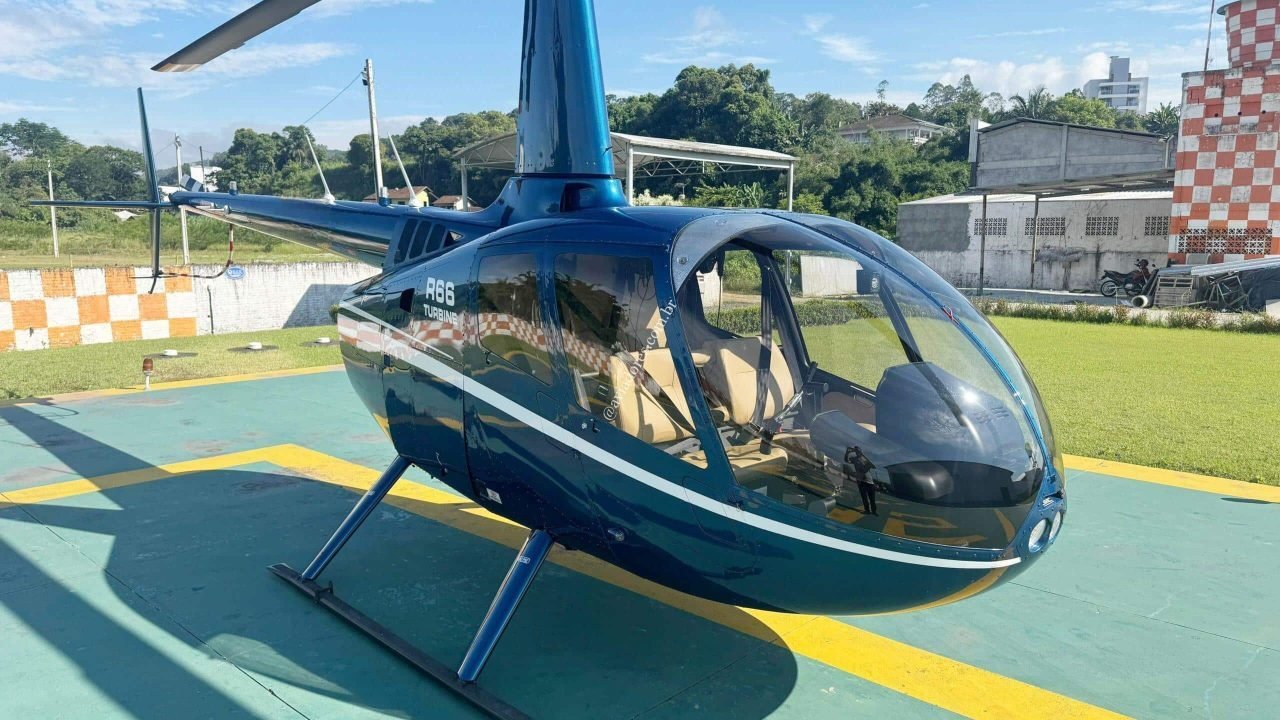 ROBINSON R66 TURBINE 2015 ROBINSON R66 TURBINE 2015