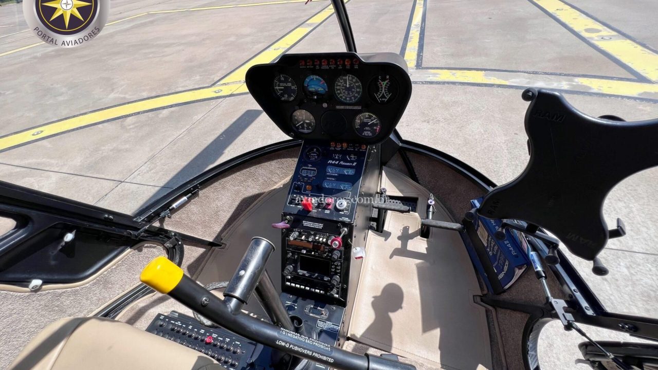 ROBINSON HELICOPTER R44 RAVEN II 2008