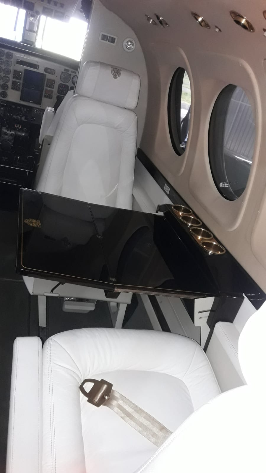 KING AIR C90B JAGUAR 1998 KING AIR C90B JAGUAR 1998