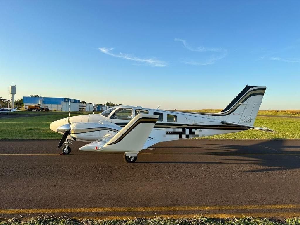 BEECHCRAFT BARON B58 2001 BEECHCRAFT BARON B58 2001