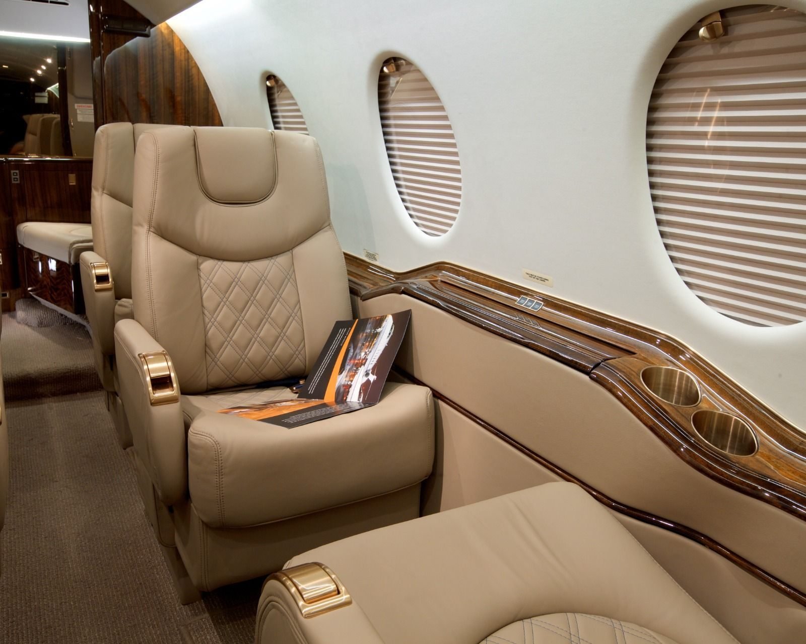HAWKER 400XP 2006 HAWKER 400XP 2006