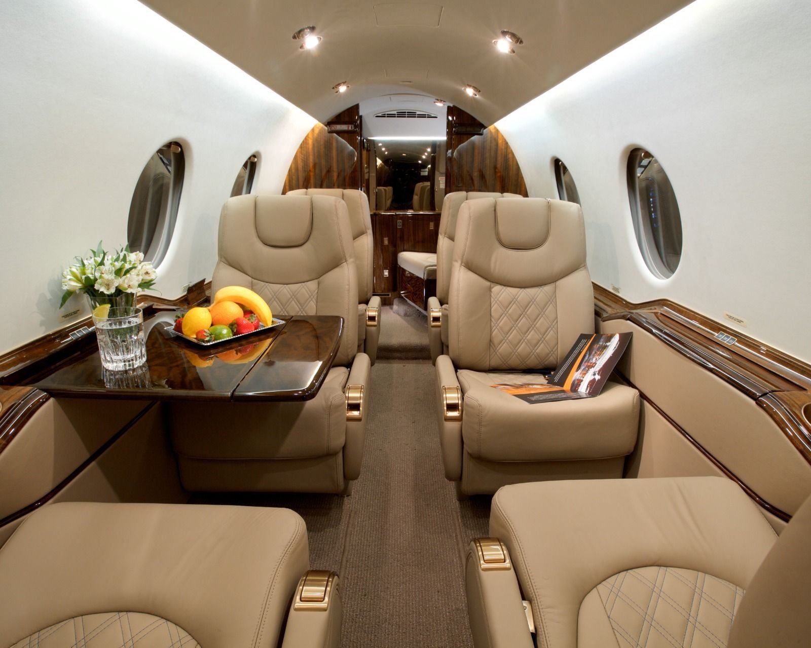 HAWKER 400XP 2006