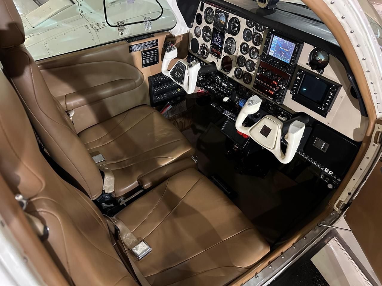 BEECHCRAFT BARON B58 1999 BEECHCRAFT BARON B58 1999