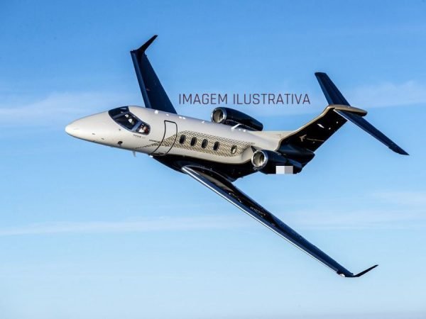 EMBRAER PHENOM 300E 2021