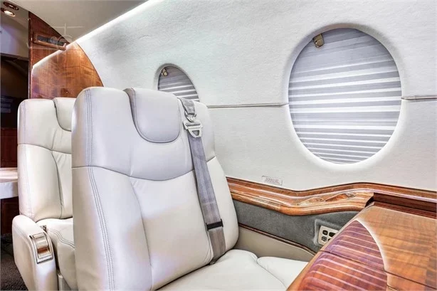 HAWKER 400XP 2004