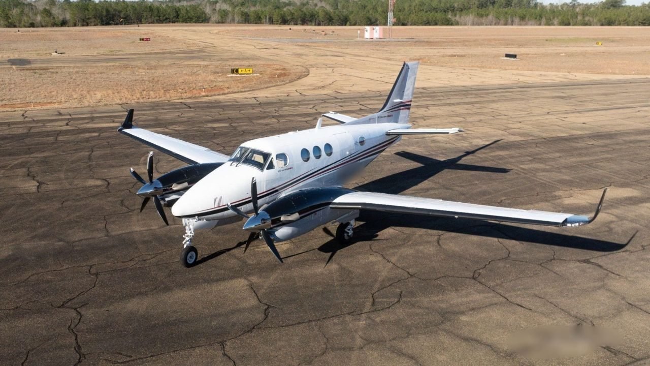 BEECHCRAFT KING AIR C90GTX 2014