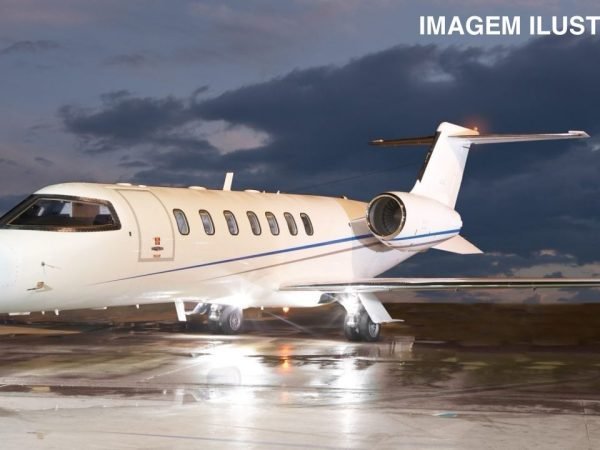 BOMBARDIER LEARJET 40 2005 À VENDA