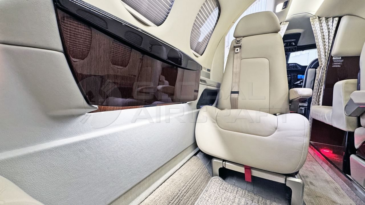 EMBRAER PHENOM 100E 2015 EMBRAER PHENOM 100E 2015