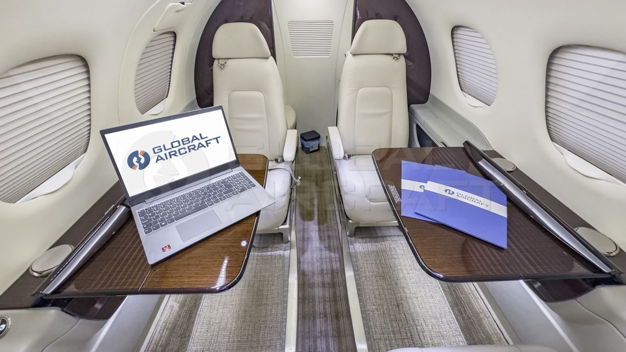 EMBRAER PHENOM 100E 2015 EMBRAER PHENOM 100E 2015