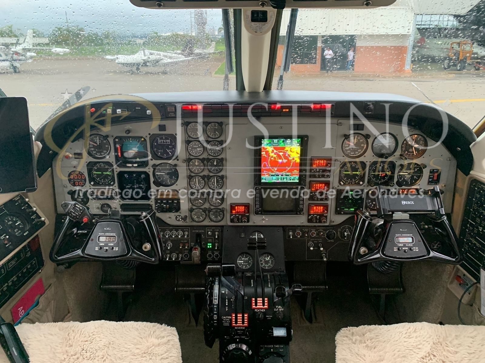 KING AIR C90A 1990 KING AIR C90A 1990