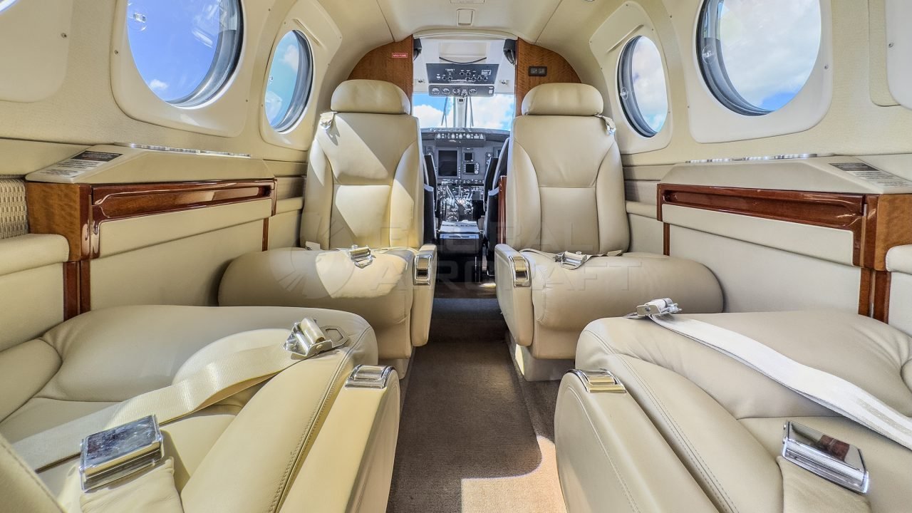 BEECHCRAFT KING AIR C90 GTx 2014 BEECHCRAFT KING AIR C90 GTx 2014