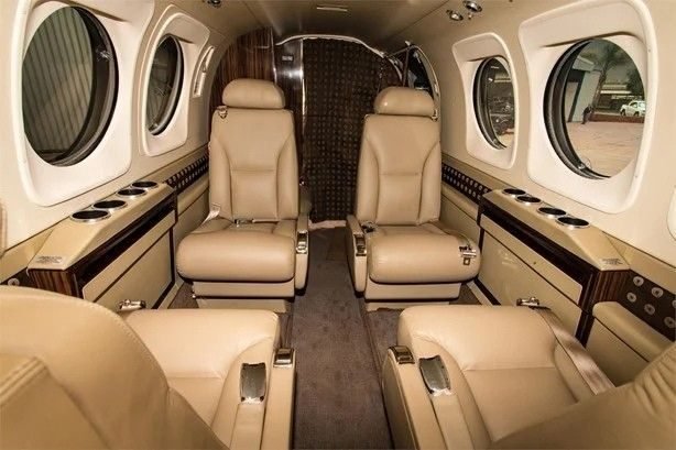 BEECHCRAFT KING AIR C90GTX 2012 BEECHCRAFT KING AIR C90GTX 2012
