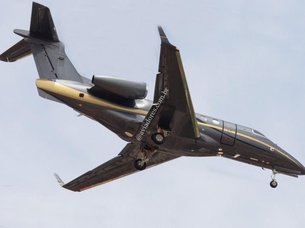 EMBRAER PHENOM 300 2013
