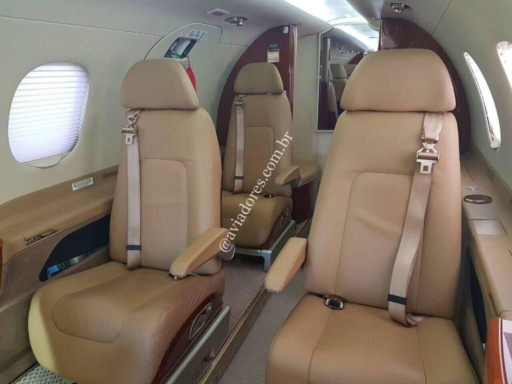 EMBRAER PHENOM 300 2013 EMBRAER PHENOM 300 2013