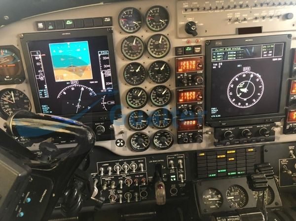 BEECHCRAFT KING AIR 300 1989 BEECHCRAFT KING AIR 300 1989