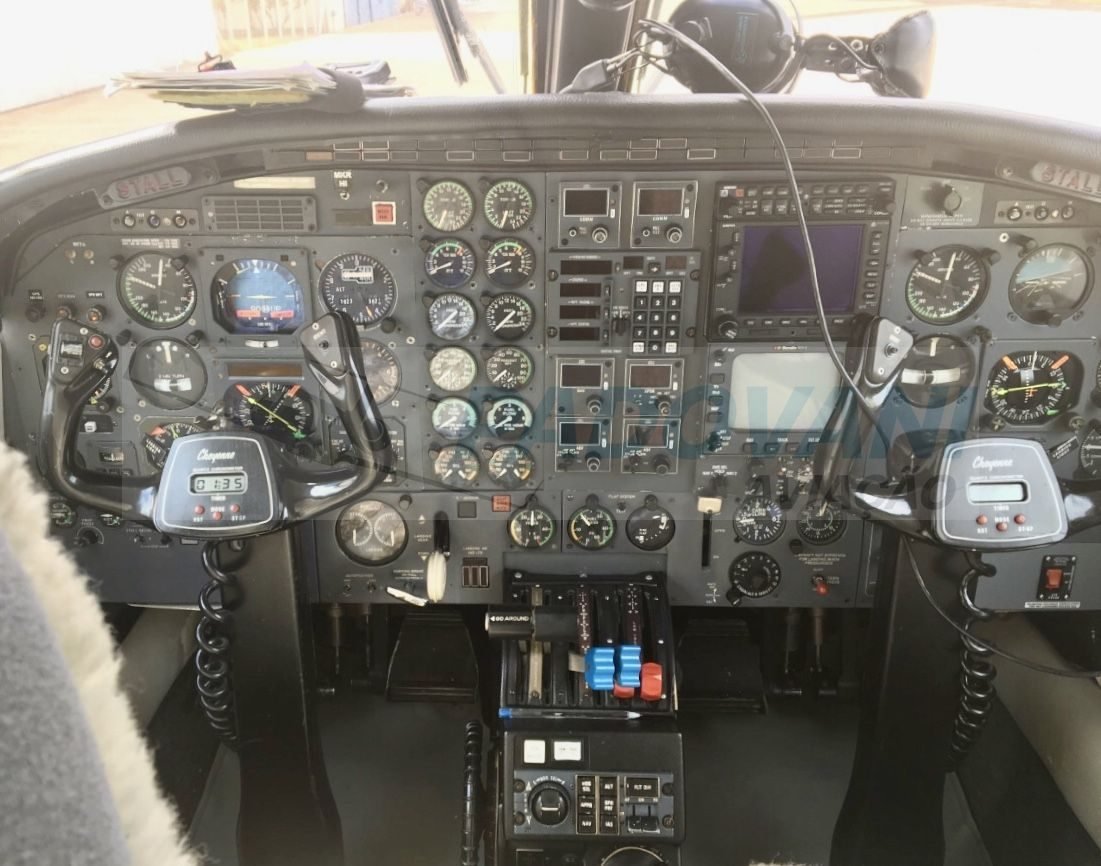 Piper PA-42-720 Cheyenne III 1982